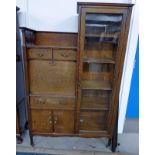 EARLY 20TH CENTURY ARTS & CRAFTS OAK BOOKCASE WITH GLAZED DOOR,