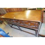 19TH CENTURY STYLE OAK DRESSER WITH 2 DRAWERS & TURNED SUPPORTS - 144 CM WIDE