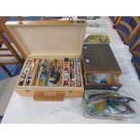 SELECTION OF FLY TYING EQUIPMENT TO INCLUDE A GORDON GRIFFITHS BOX, VARIOUS FLY'S,