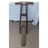 WOODEN BOOT JACK