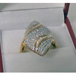 9CT GOLD DIAMOND CLUSTER RING SET WITH ROUND BRILLIANT CUT & BAGUETTE CUT DIAMONDS