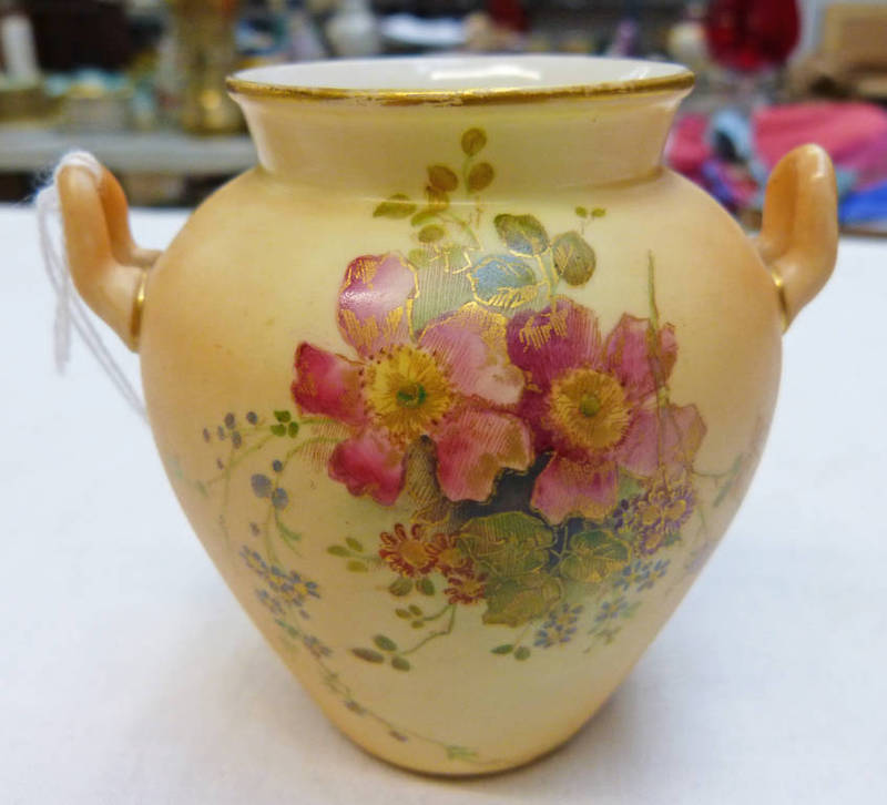 ROYAL WORCESTER BLUSH IVORY CAULDRON VASE WITH 2 HANDLES WITH FLORAL DECORATION 8CM TALL