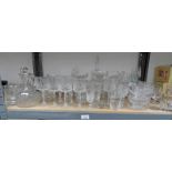 LARGE SELECTION OF VARIOUS GLASSWARE INCLUDING DECANTERS,