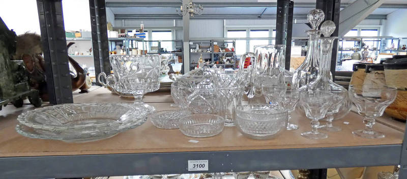 SELECTION OF GLASS DECANTERS,