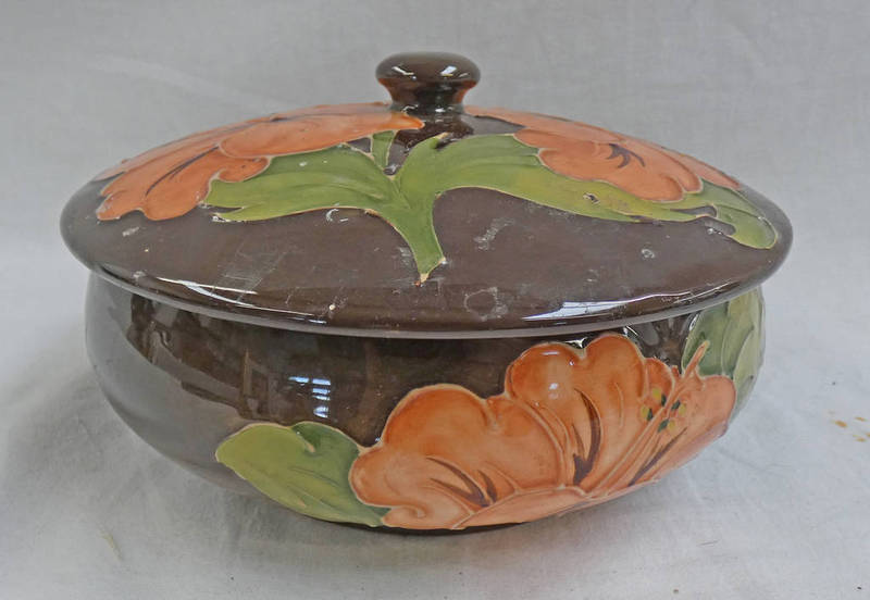 MOORCROFT HIBISCUS LIDDED BOWL WITH IMPRESSED WORK - 17.