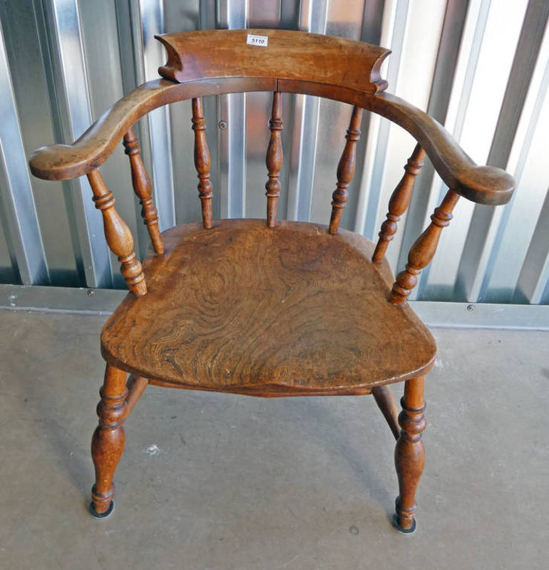EARLY 20TH CENTURY CAPTAIN'S ARMCHAIR ON TURNED SUPPORTS