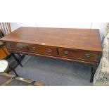 LATE 19TH CENTURY MAHOGANY SIDE TABLE WITH 3 DRAWERS AND SQUARE SUPPORTS Condition