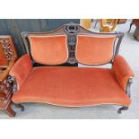 EARLY 20TH CENTURY MAHOGANY FRAMED SETTEE WITH SHAPED BACK & SHAPED SUPPORTS