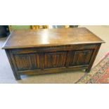 EARLY 20TH CENTURY OAK COFFER WITH 3 TIER FOLD DECORATIVE PARTS