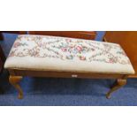 EARLY 20TH CENTURY MAHOGANY TAPESTRY TOP DUET STOOL ON SHAPED SUPPORTS WITH LIFT UP LID