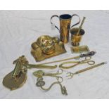 SELECTION OF BRASS WARE TO INCLUDE A 19TH CENTURY BRASS KETTLE WITH INITIALS TO SIDE,