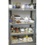 SELECTION OF PORCELAIN ETC TO INCLUDE A BLUE AND WHITE BISCUIT BARREL,