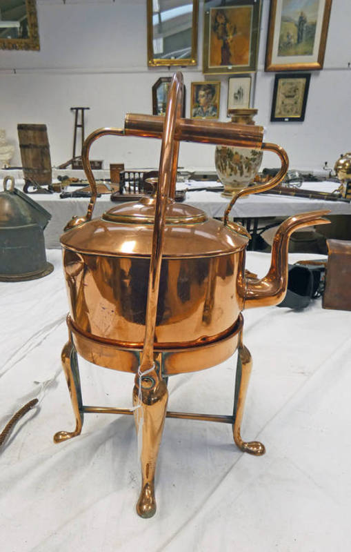 LATE 19TH/EARLY 20TH CENTURY COPPER KETTLE ON A SOLID COPPER STAND WITH HANDLE