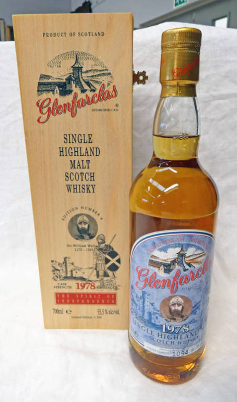 1 BOTTLE GLENFARCLAS 24 YEAR OLD SINGLE MALT WHISKY, DISTILLED 1978 SIR WILLIAM WALLACE EDITION - 0.