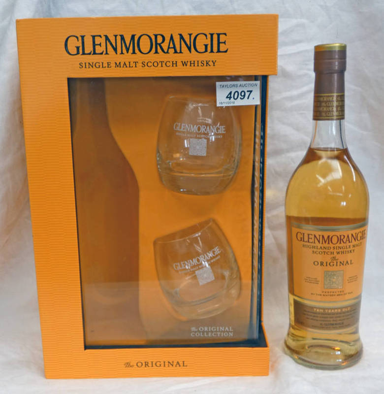 1 BOTTLE GLENMORANGIE 10 YEAR OLD SINGLE MALT WHISKY - 70CL 40% VOL IN PRESENTATION CASE WITH TWO