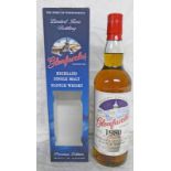 1 BOTTLE GLENFARCLAS 32 YEAR OLD SINGLE MALT WHISKY, DISTILLED 1980 CHRISTMAS BOTTLING - 700ML, 45.