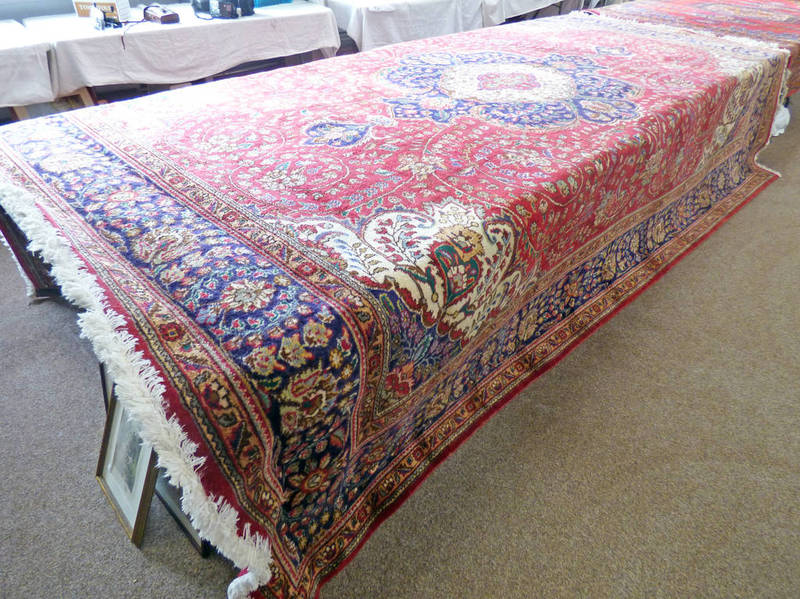 RED GROUND MIDDLE EASTERN CARPET 400 X 310CM