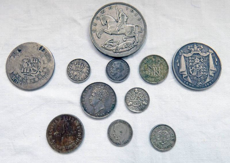 SELECTION OF VARIOUS SILVER BRITISH COINS TO INCLUDE 1837 WILLIAM IV HALF CROWN,