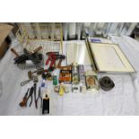 BOX OF ART SUPPLIES INCLUDING SELECTION OF HANDHELD PRINT ROLLERS, PICTURE FRAMES, SPRAY PAINTS,