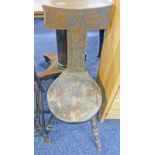 EARLY 20TH CENTURY ARTS & CRAFTS SPINNING CHAIR ON TURNED SUPPORTS