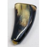 19TH CENTURY COW HORN SNUFF MULL - 8CM LONG