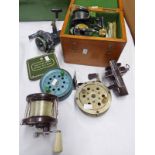 SELECTION OF REELS TO INCLUDE ANGLER SCOUT 8-80, 'DAIWA NO 750 SPINNING REEL,