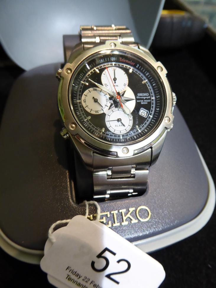 A stainless steel chronograph calendar alarm wristwatch, signed Seiko , with Seiko box and booklets - Image 2 of 5