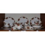 A Royal Albert Old Country Roses pattern dinner/tea service