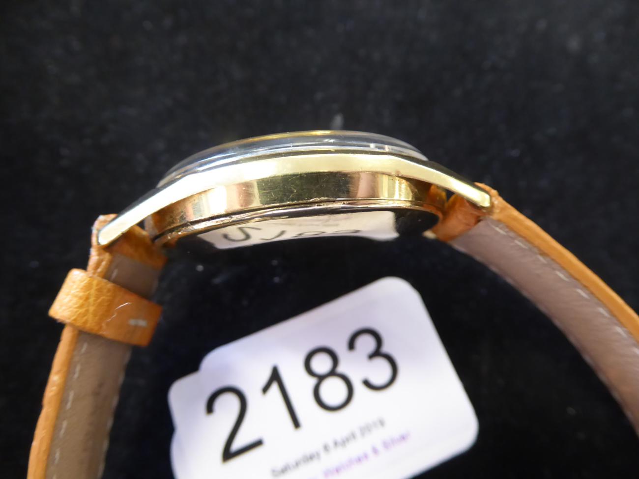 A 9ct Gold Automatic Calendar Centre Seconds Wristwatch, signed International Watch Co, - Image 4 of 7