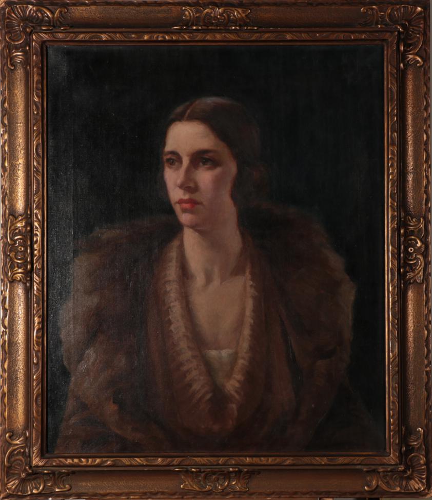 English School (early 20th century) Portrait of an elegant lady in a fur trimmed coat Oil on canvas, - Image 2 of 3
