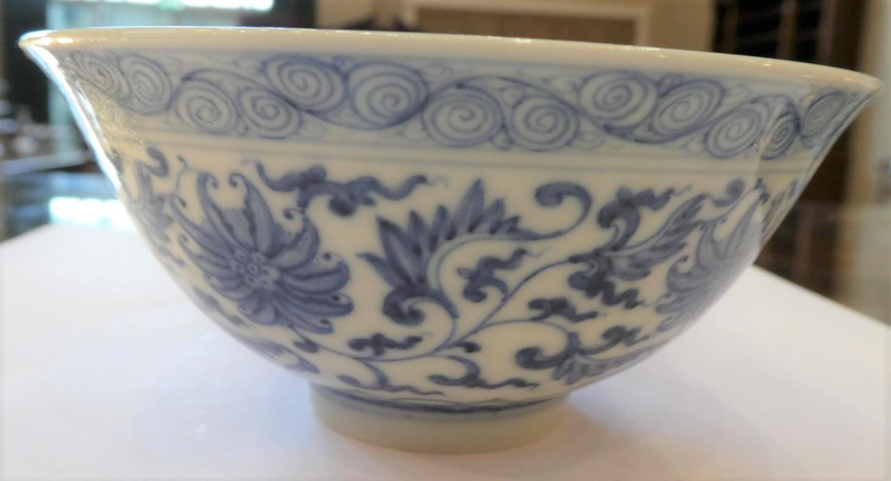 A Pair of Chinese Porcelain Bowls, with slightly everted rims, painted in underglaze blue with - Image 5 of 11