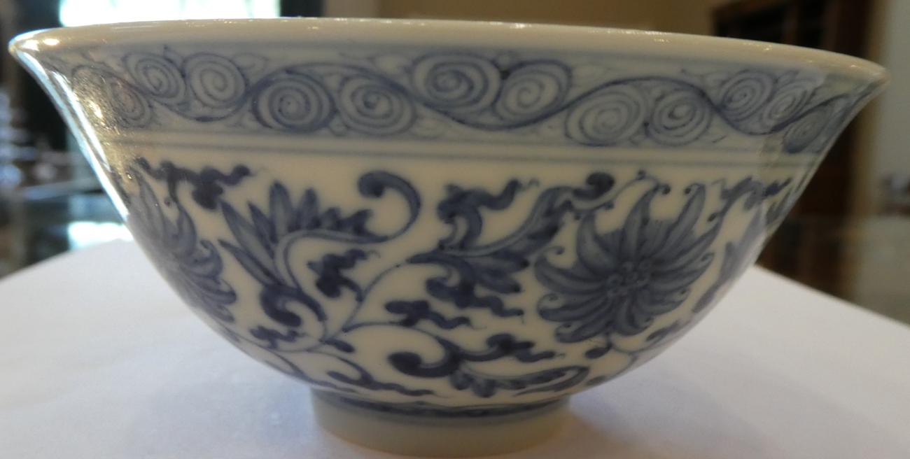 A Pair of Chinese Porcelain Bowls, with slightly everted rims, painted in underglaze blue with - Image 4 of 11