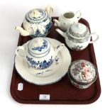 18th and 19th century decoration ceramics including 18th century Caughley/Worcester blue and white