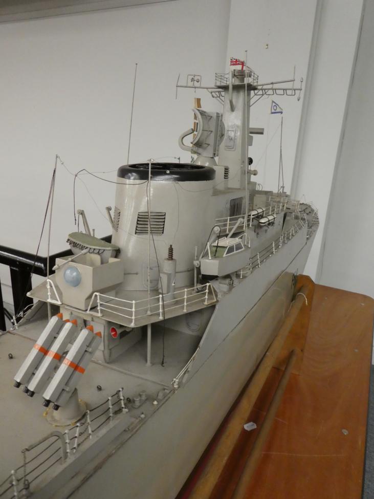 HMS Amazon a large scale working model of British Class 21 Frigate with good deck and superstructure - Image 7 of 10