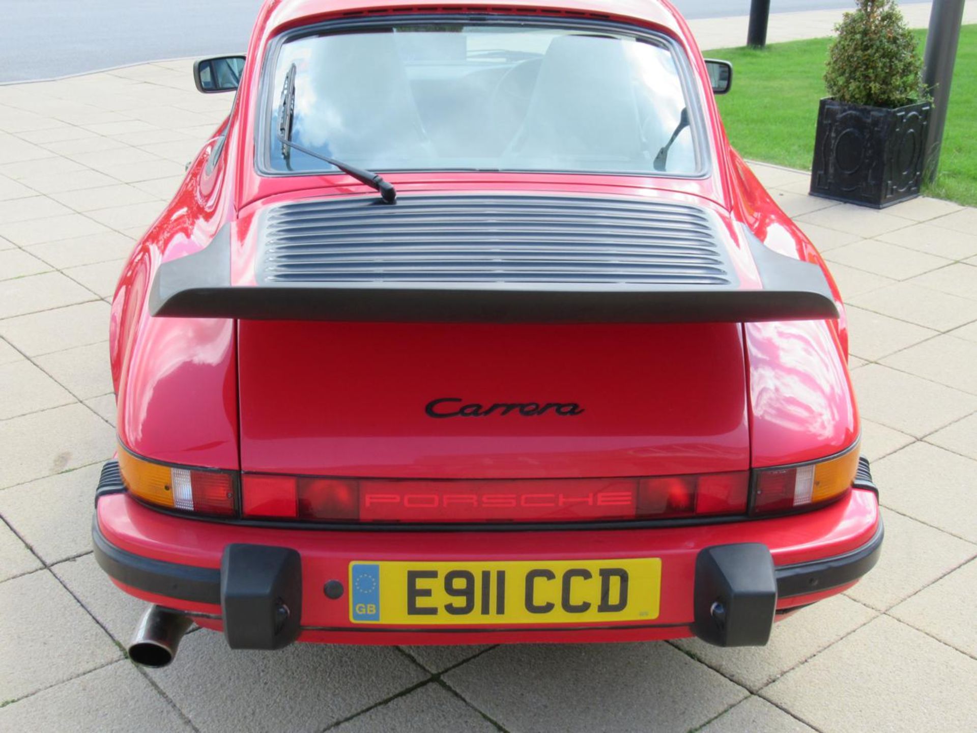 1987 Porsche 911 3.2 Carrera Coupe Registration number: E911 CCD (cherished number) Date of first - Bild 3 aus 6