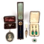 A Small Quantity of Items including; a diamond and pearl bow brooch, cased; an oval paste locket;