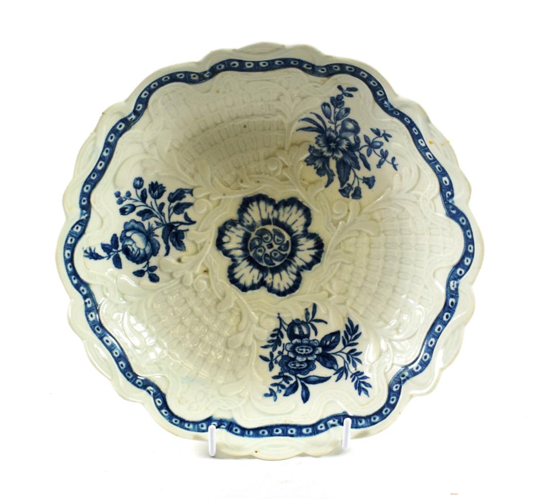 A Worcester Porcelain Junket Dish, circa 1765, printed in underglaze blue with The Natural Sprays