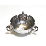 A George V silver bowl, by Henry Hodson Plante, London, 1913, shaped circular and with three