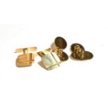 Two pairs of 9 carat gold cufflinks (2) . Gross weight 15.53 grams.