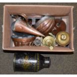Miscellaneous copper, brass, toleware, mostly 19th century (qty)