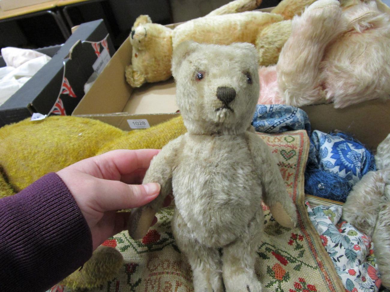 Circa 1930s yellow plush jointed teddy bear with boot button eyes, stitched nose and claws; - Image 5 of 8