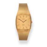 An 18ct Gold Wristwatch, signed Tissot, model: Saphir, circa 1980, (calibre 2541) lever movement