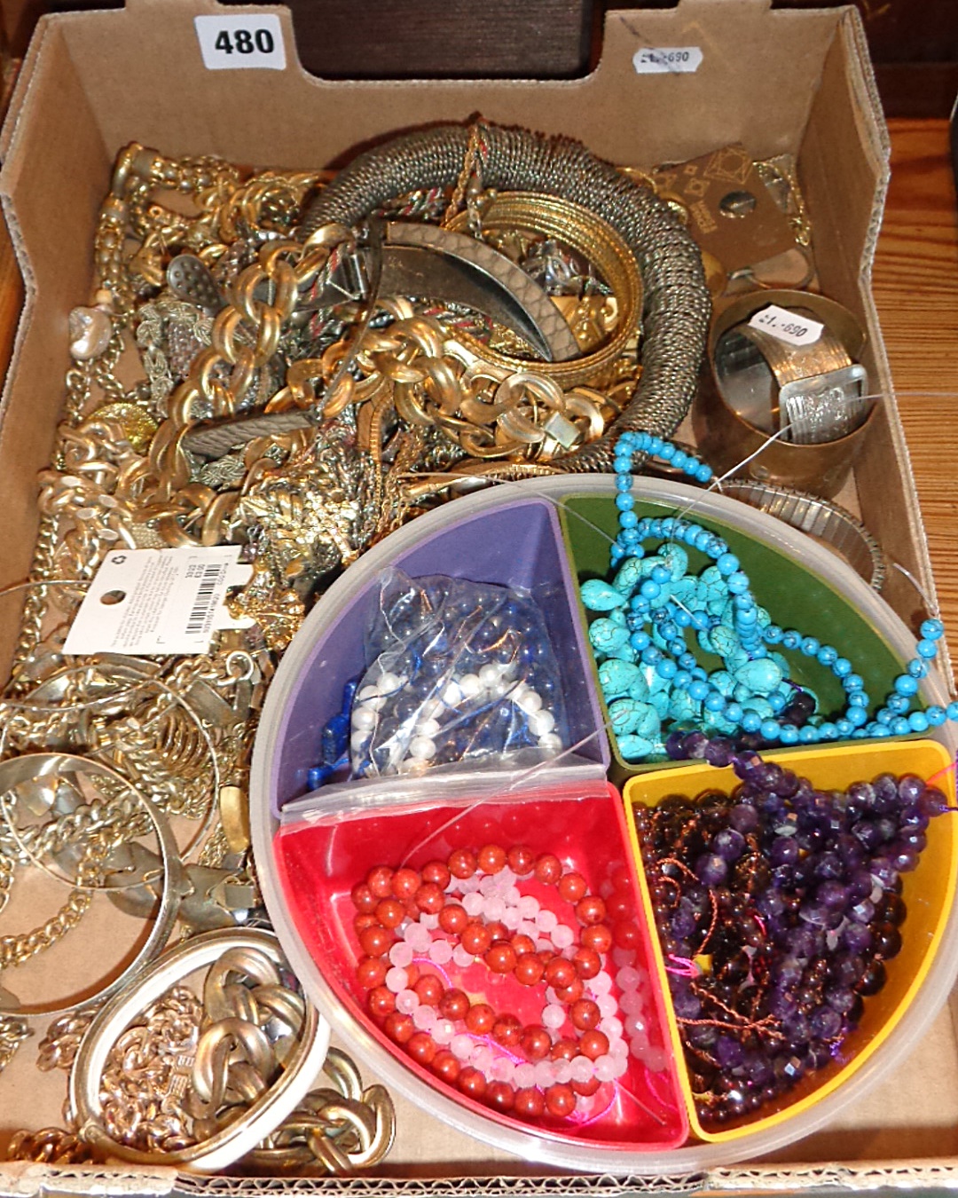 Collection of vintage metal jewellery and loose beads