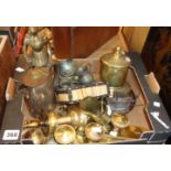 Assorted brass and metalware inc Victorian brass tobacco box, miniature brass coal helmet, old