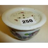 Late 19th c. Chinese Qianjiang porcelain bowl and pierced cover (6cm high)