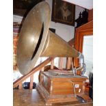 Wind-up horn gramophone (A/F)