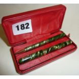 Rare Wahl Eversharp green marbled miniature "Midget" pen and pencil set in case,excellent condition.