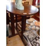 1930s oak Arts & Crafts style oval occasional table