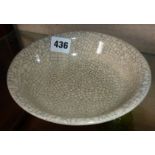 Chinese porcelain crackle ware bowl (small hairline to rim)
