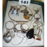 Vintage silver modernist style rings and other jewellery, some marked as 925 and some with amber